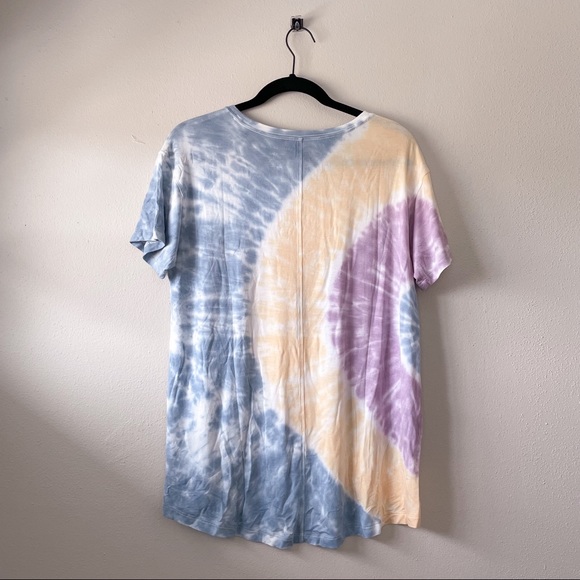 AE Tie-Dye Oversized Crew Neck T-Shirt - Picture 8 of 8